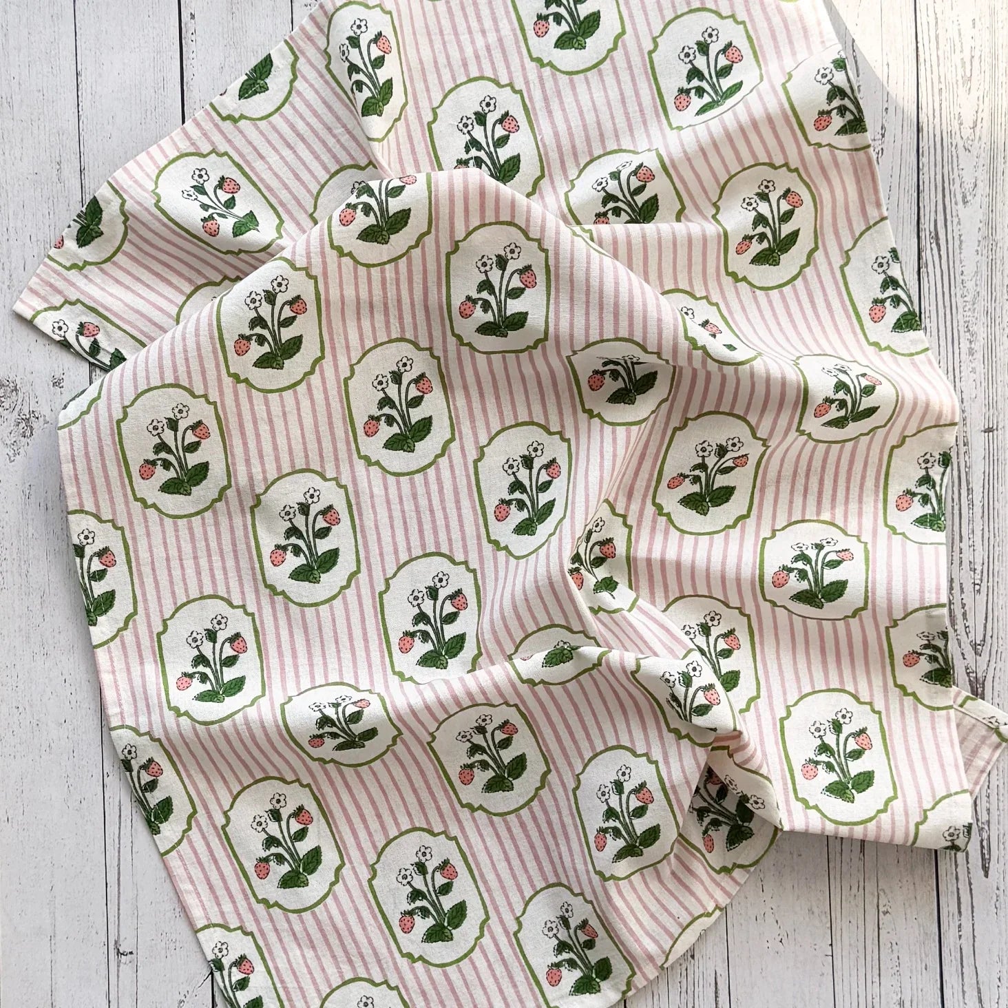 Cottage Strawberry Floursack Kitchen Towel