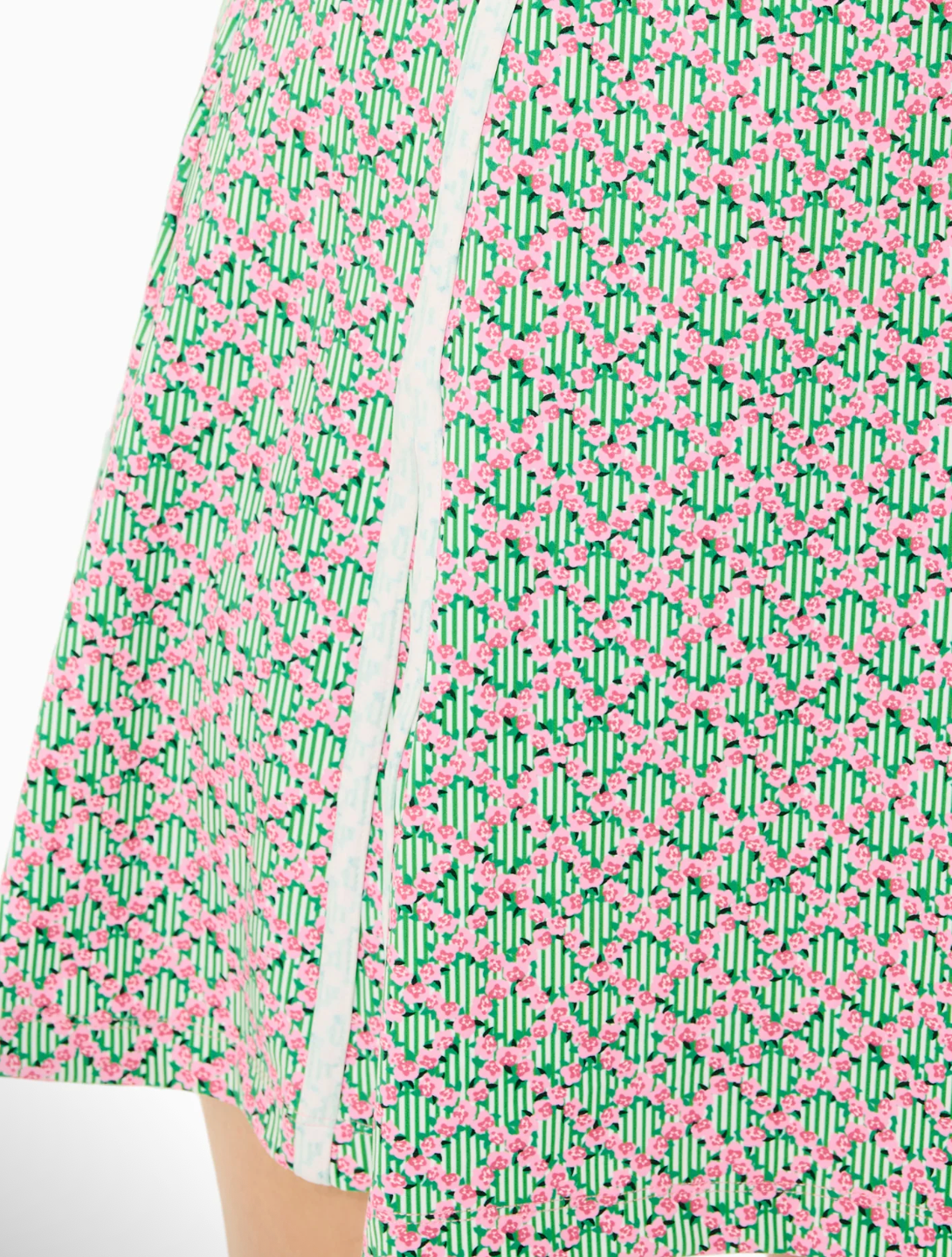 Smooth Sport Gardenia Active Dress in Bubblegum Floral Trellis