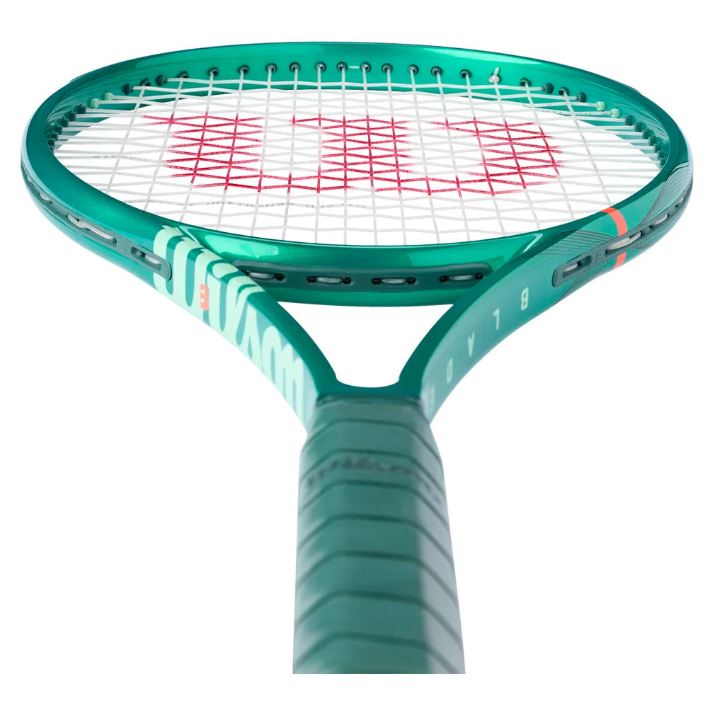 Wilson Blade 100 V10 Tennis Racquet